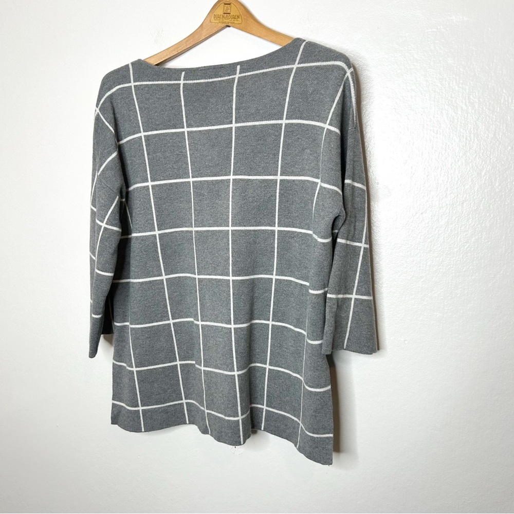 Ann Taylor Neutral‎ Grey Plaid Check Knit Sweater Top Medium M - Picture 7 of 7